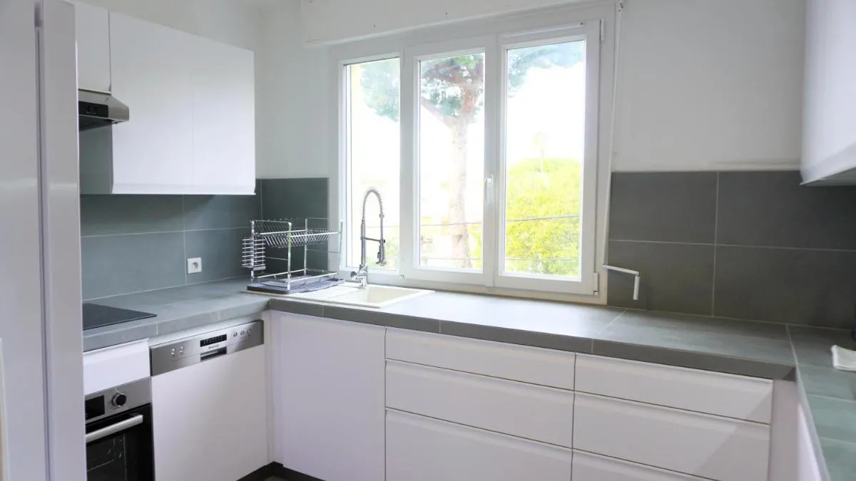 Image 2 of Proche Croisette, Appartement 2 Chambres by Palmazur Vacances