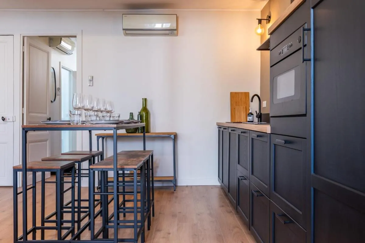 Image 6 of RARE ! Stylish duplex in the heart of Cannes