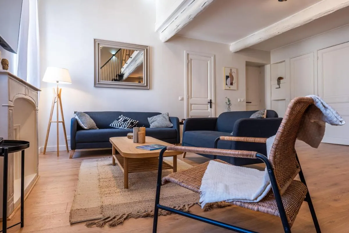 Image 3 of RARE ! Stylish duplex in the heart of Cannes