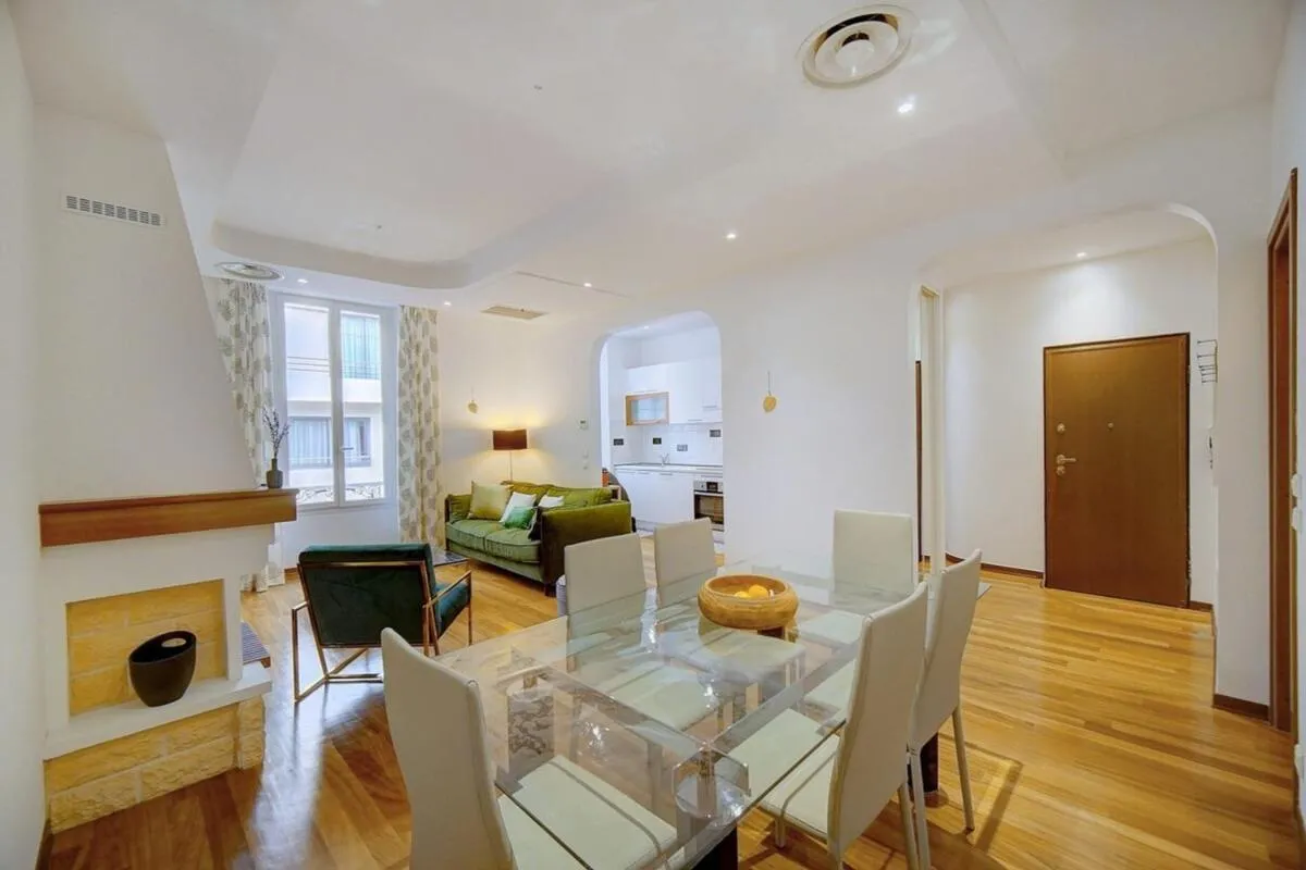 Image 2 of REF 1320 – Cannes Center – Apartment for rent