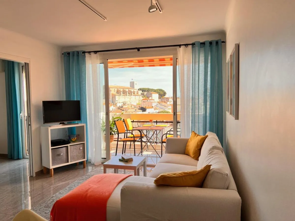 Image 4 of Résidence MANDARINIERS Cannes