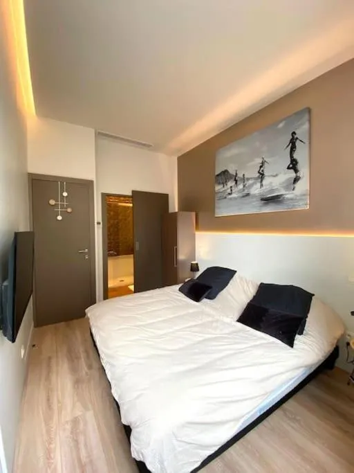 Image 6 of Riviera Beach, Design apartement near Croisette
