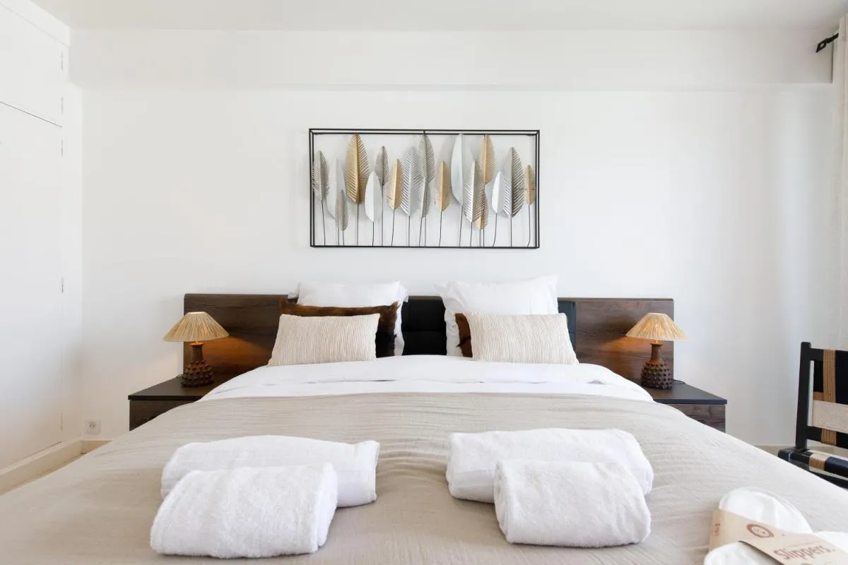 Image 6 of Royal Palm YourHostHelper