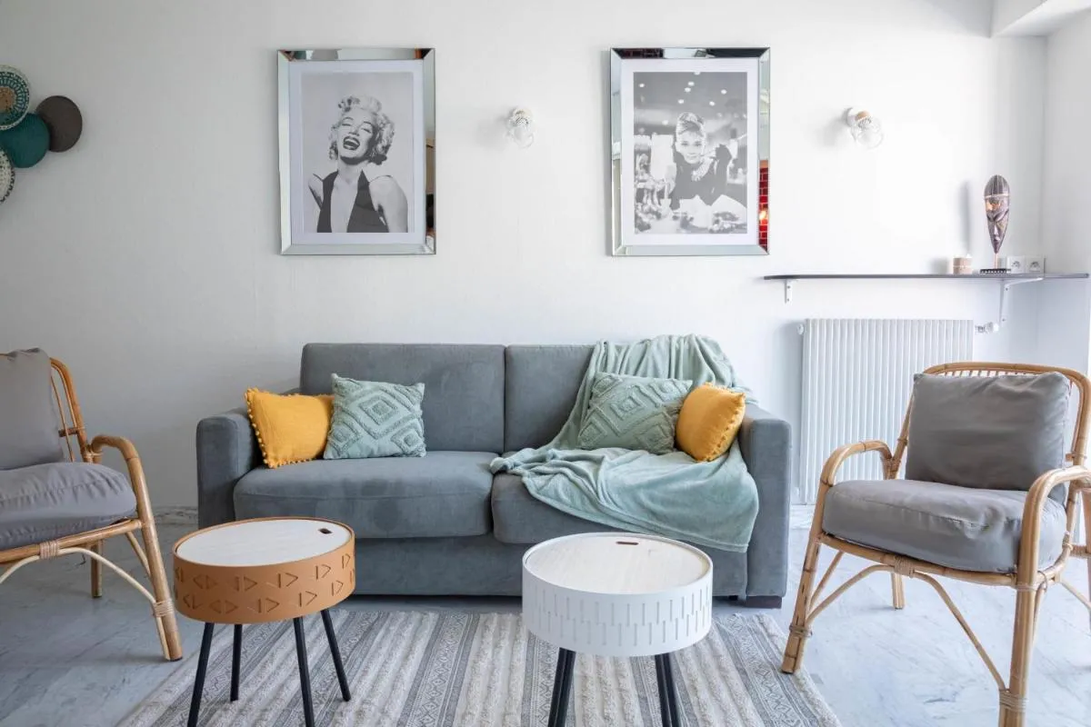 Image 4 of Rue d’Antibes Cannes Bright apartment with terrace