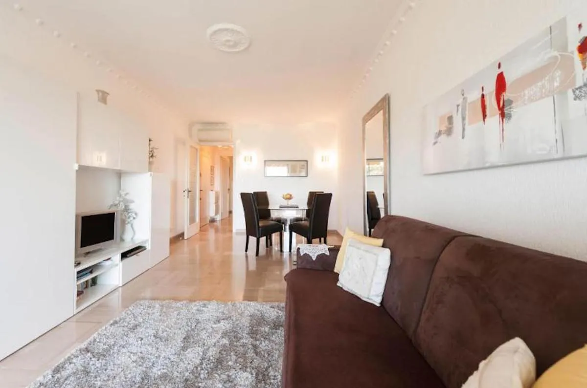 Image 5 of Sea Side apartment