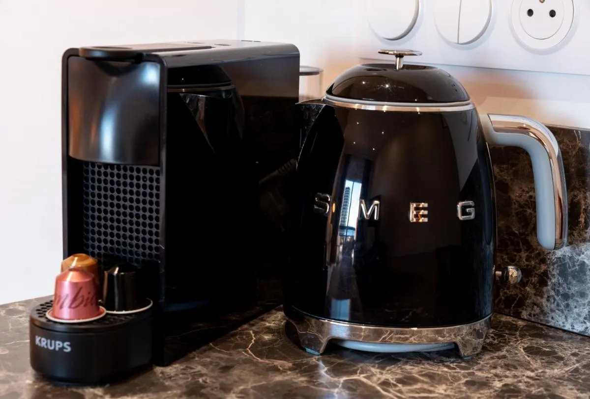 Image 1 of Seaside Cannes Festival Suite