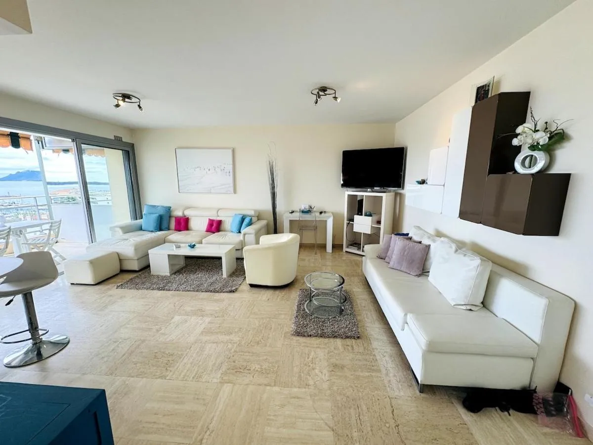 Image 5 of Seaview Retreat 1BR with terrace