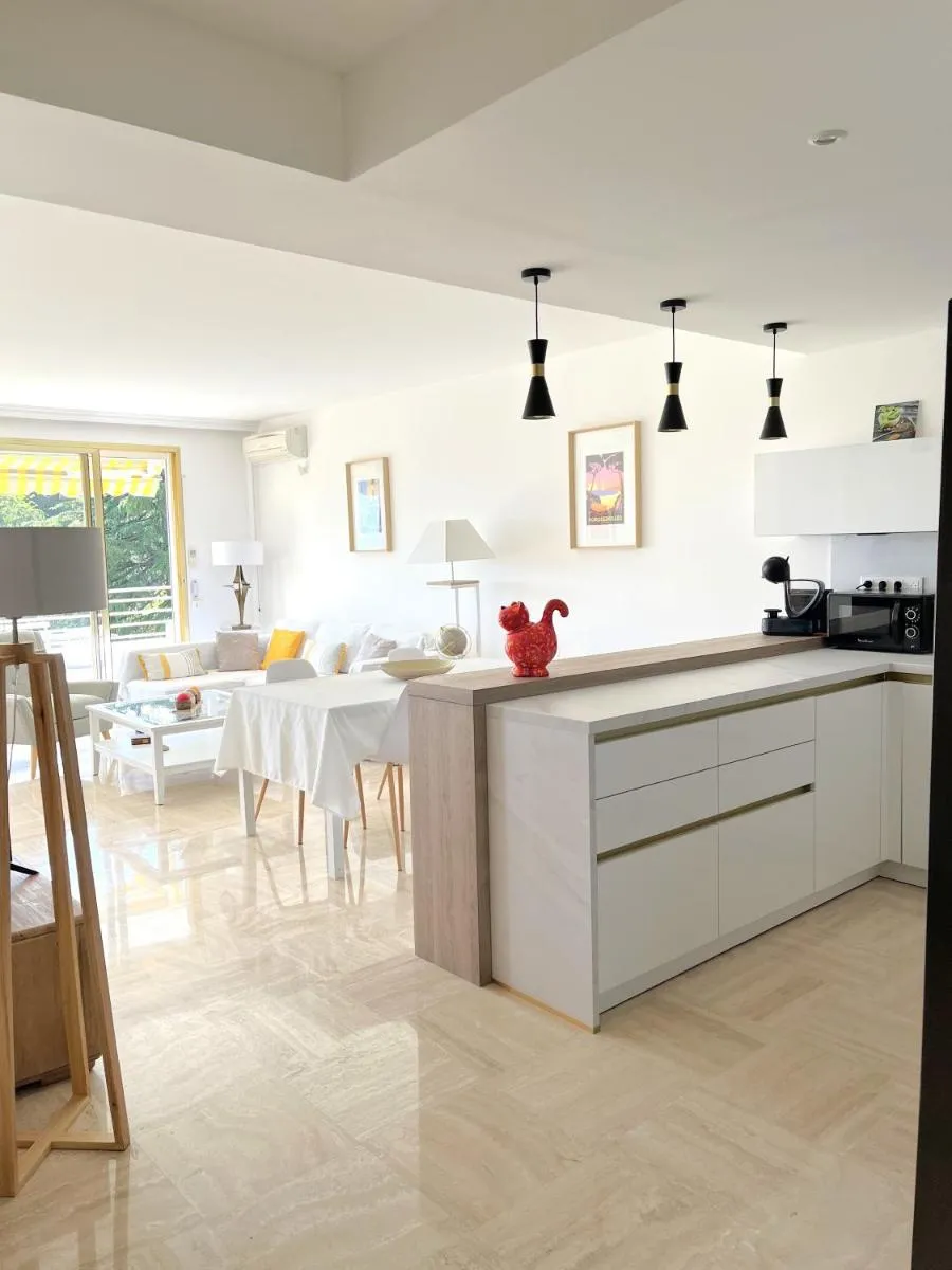 Image 3 of Solezia appartement, piscine et vue mer, by Welcome to Cannes