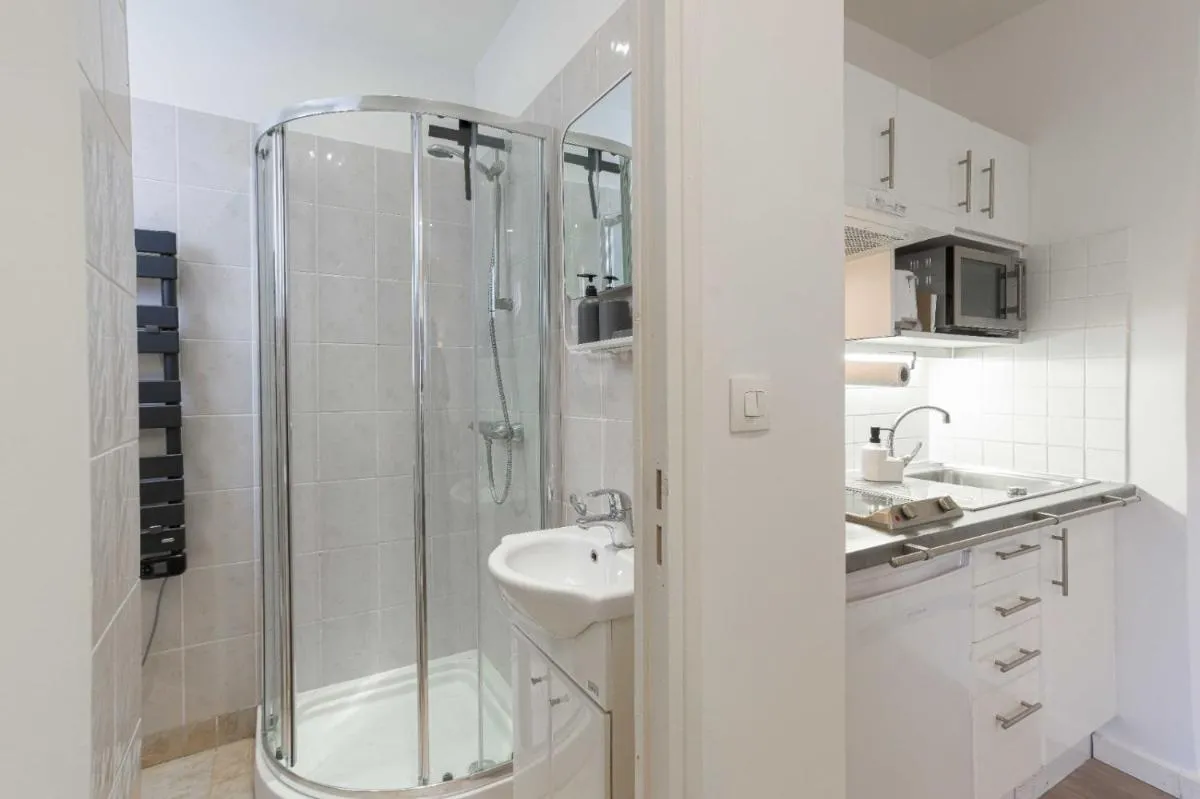 Image 2 of Studio Alexandre – Cannes