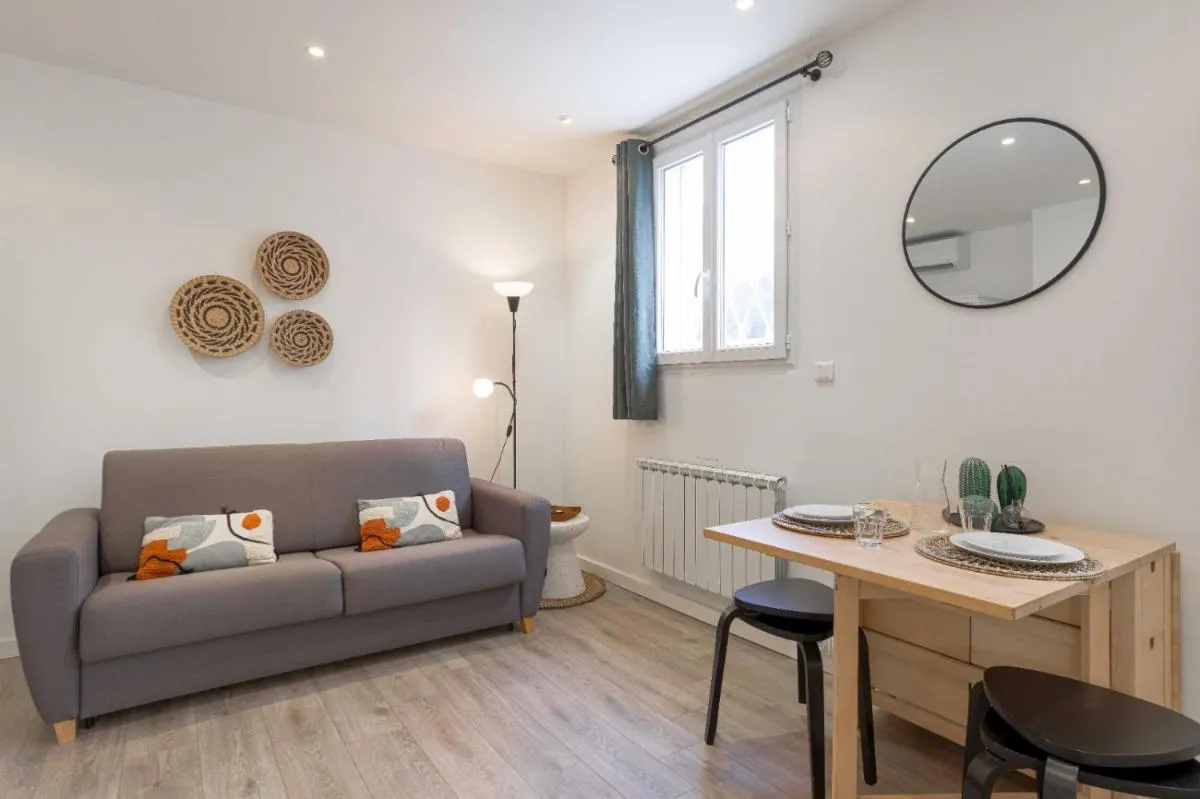 Image 1 of Studio Alexandre – Cannes