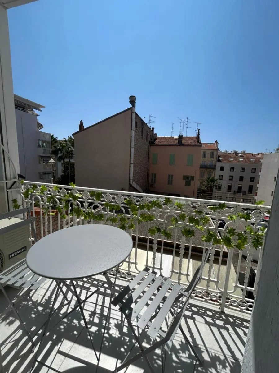 Image 4 of Studio Charlie – Bd de Lorraine