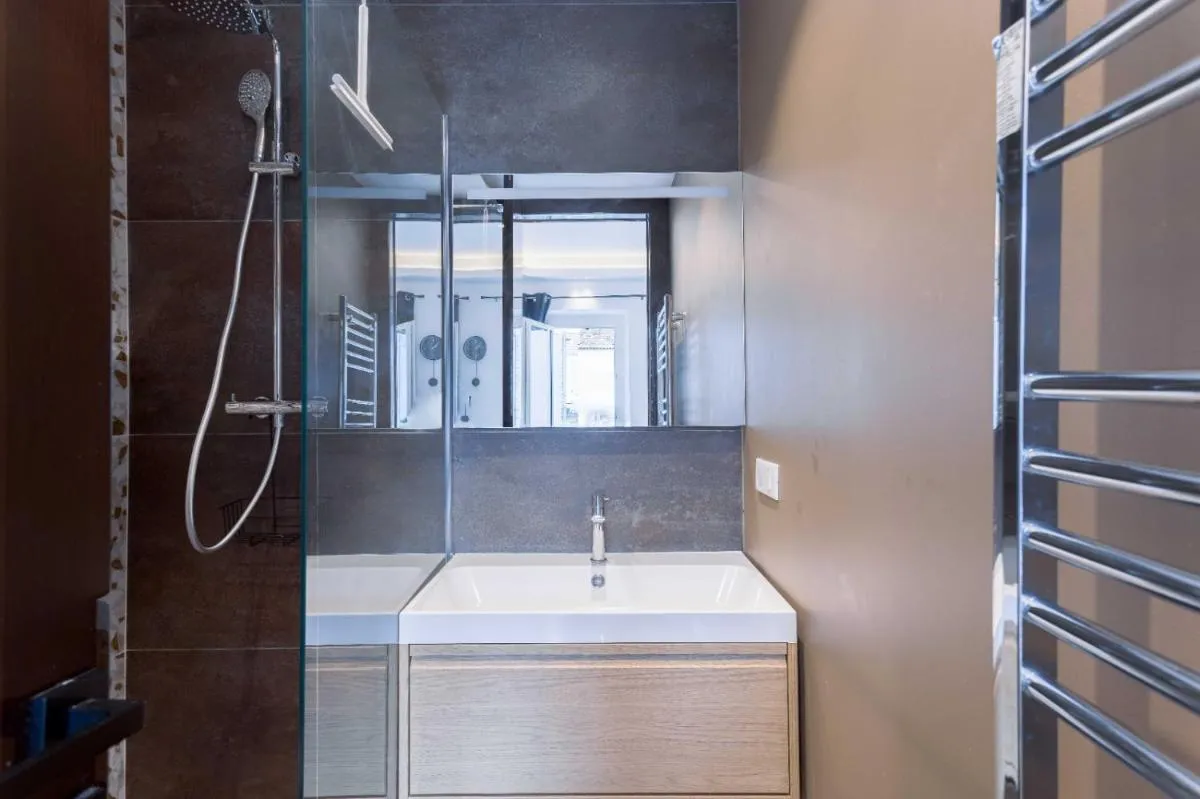 Image 2 of Studio Charlie – Bd de Lorraine