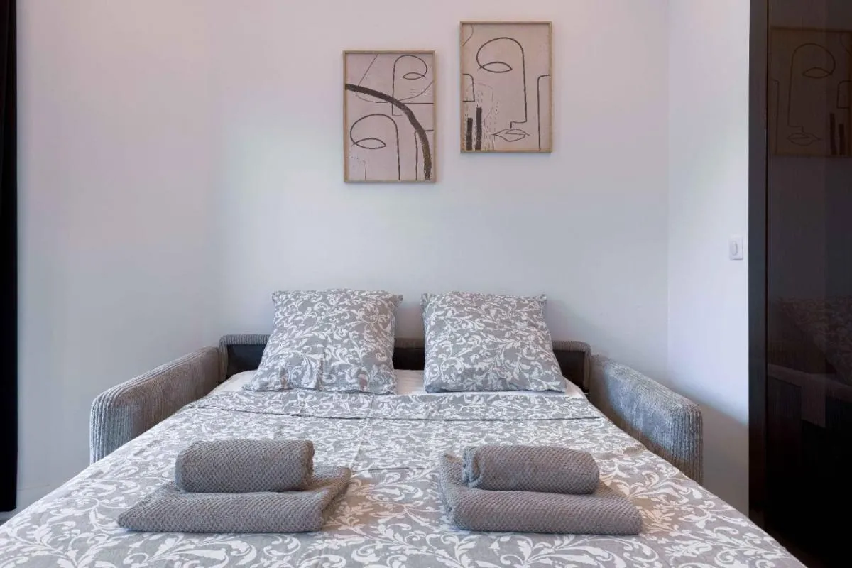 Image 1 of Studio Charlie – Bd de Lorraine