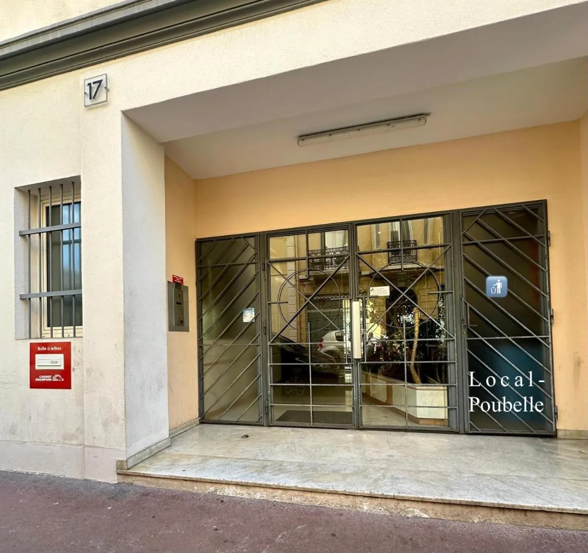 Image 1 of Studio Cocon – Entièrement rénové – 4 couchages – 600m de la Gare de Cannes