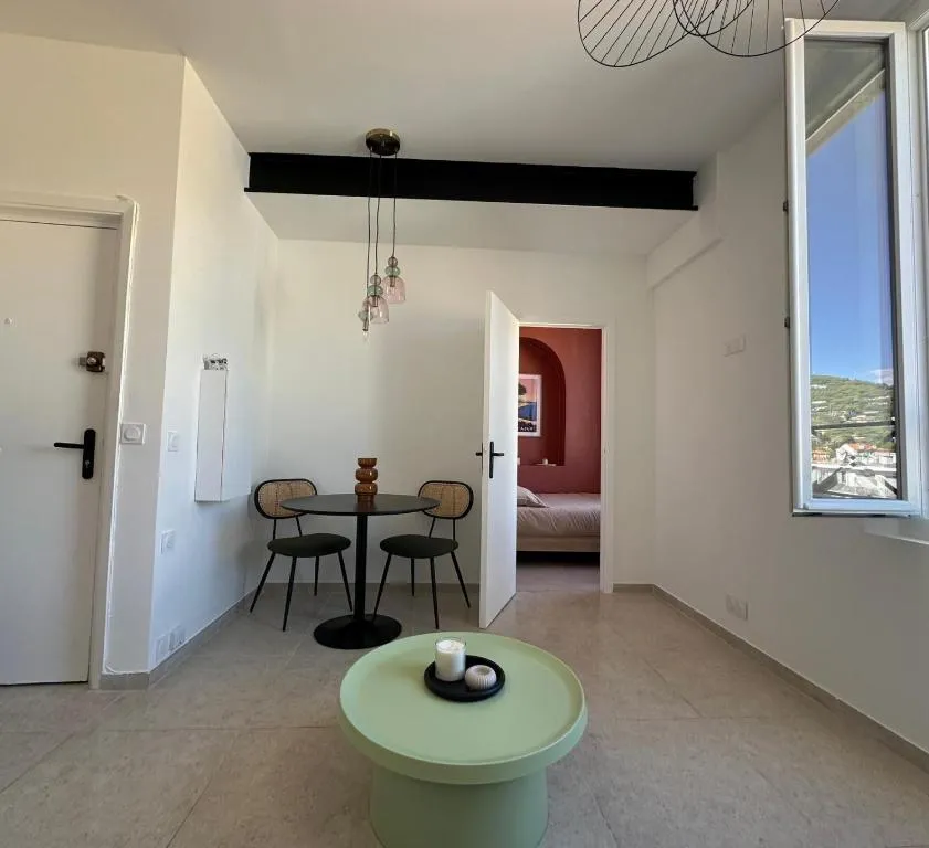 Image of Studio Cocon – Entièrement rénové – 4 couchages – 600m de la Gare de Cannes