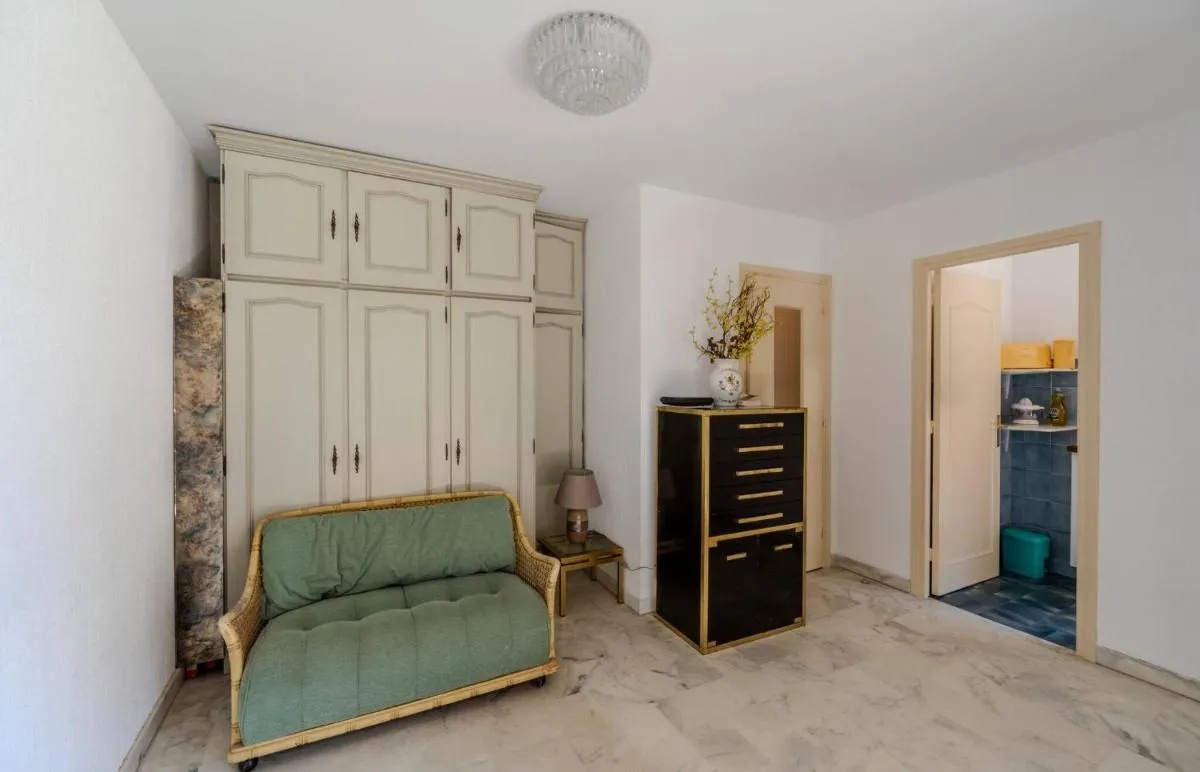 Image 3 of Studio Fenelon terrasse et Parking Cannes