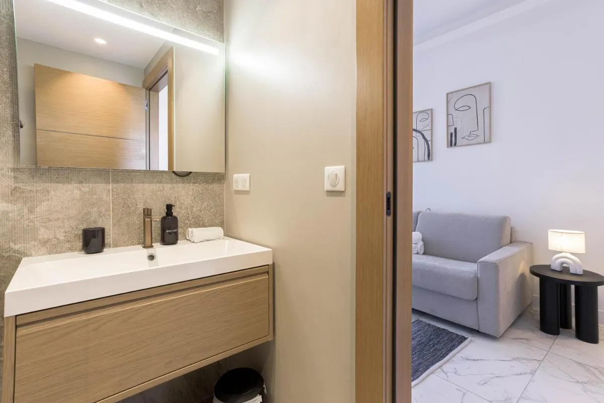 Image 6 of Studio Jules – Bd de Lorraine