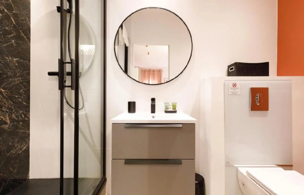 Image 6 of Studio Orange, Hypercentre à 2minutes du Palais des congrès