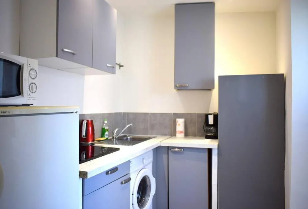 Image 3 of Studio Suquet 2