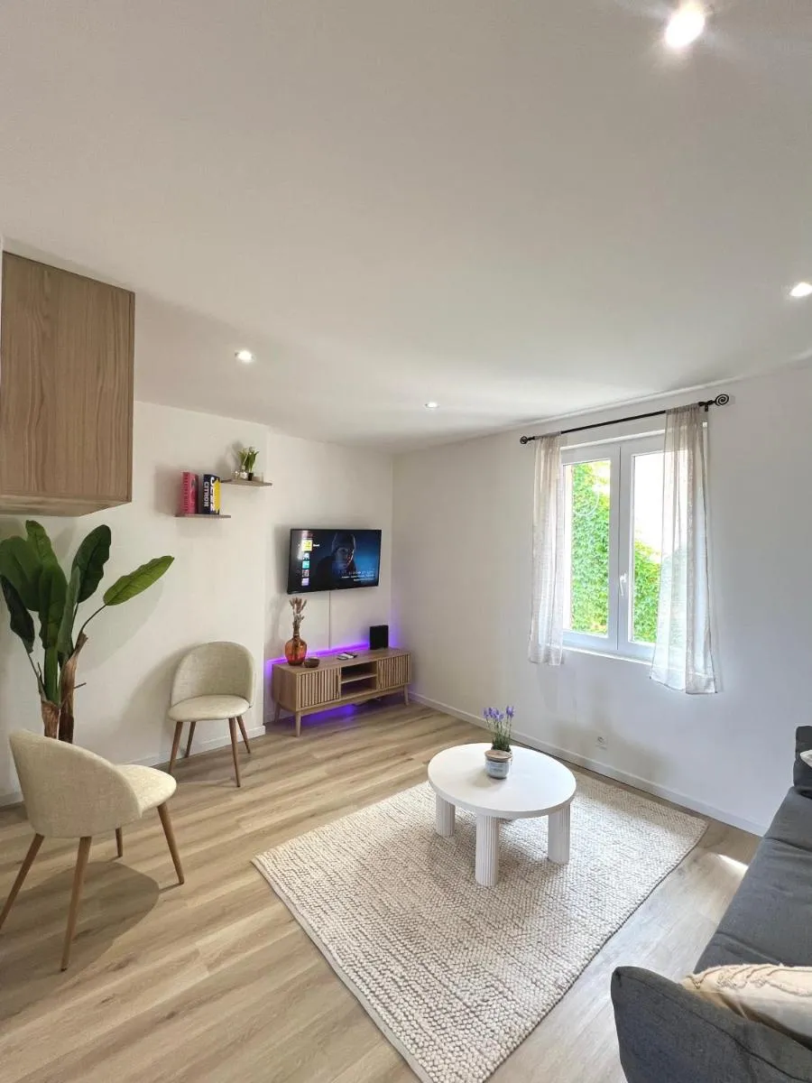 Image 6 of Studio Vue Mer au coeur du Suquet