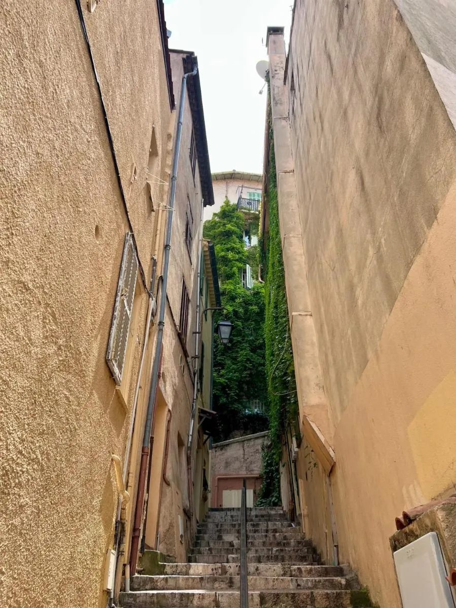 Image 4 of Studio Vue Mer au coeur du Suquet