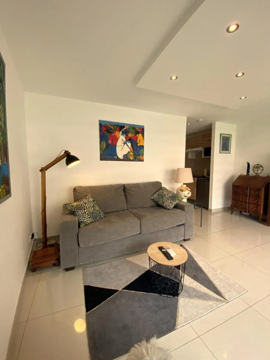 Image 3 of Studio bord de mer