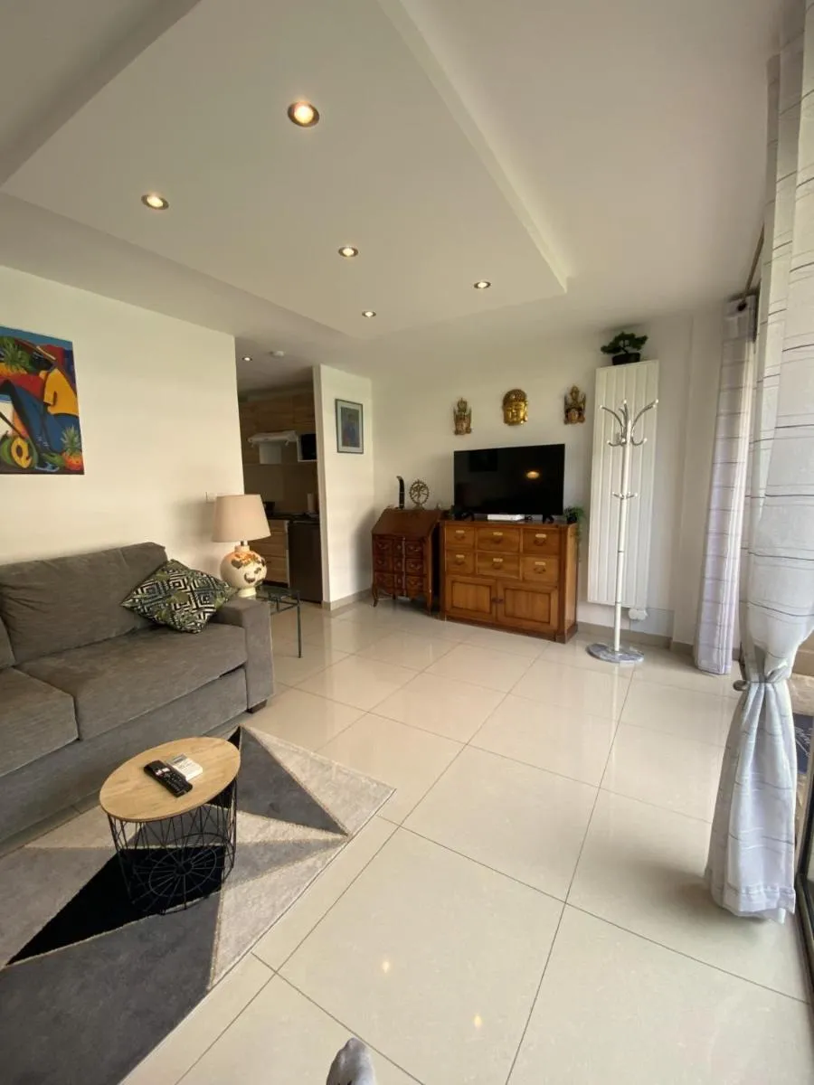 Image 5 of Studio bord de mer