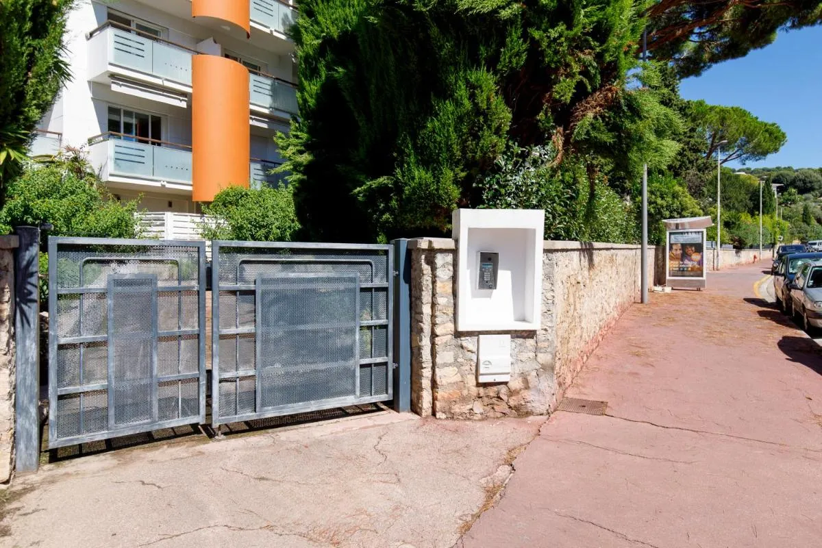 Image 6 of Studio très spacieux et Design LE BELLA Climatisé