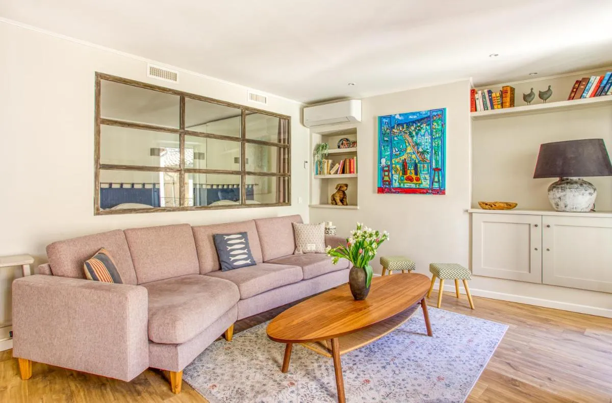 Image 4 of Style in Cannes-Beautiful Apt-5 mins stroll to Festival-Beach-Port