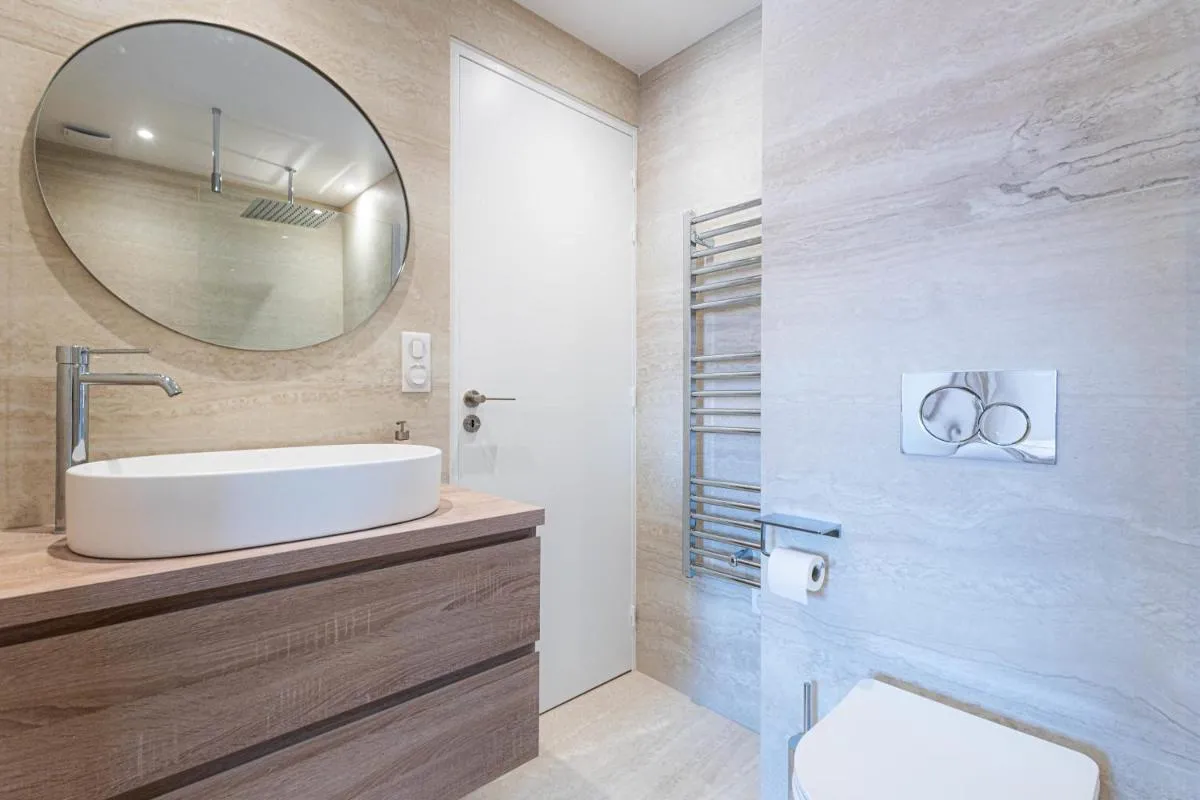 Image 4 of Sublime 3 pièces entièrement rénové dans le centre de Cannes