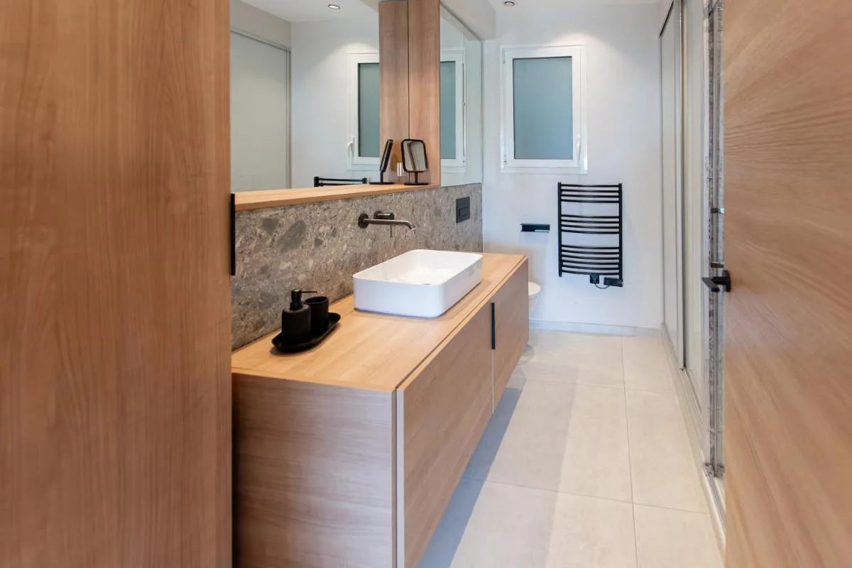 Image 2 of Sublime T3 de standing – Croisette Cannes – Vue mer