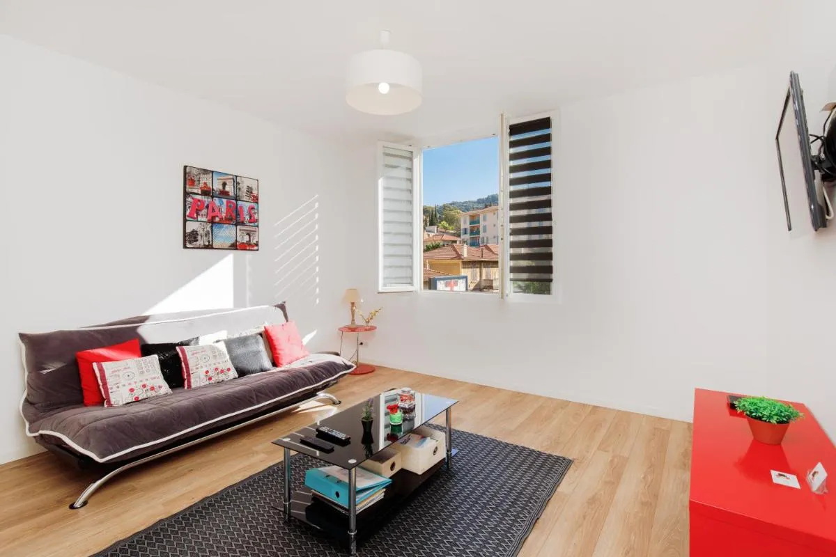 Image 4 of SuperCannes Center – Parking – Spacieux 70 Metres – Clim – Wifi