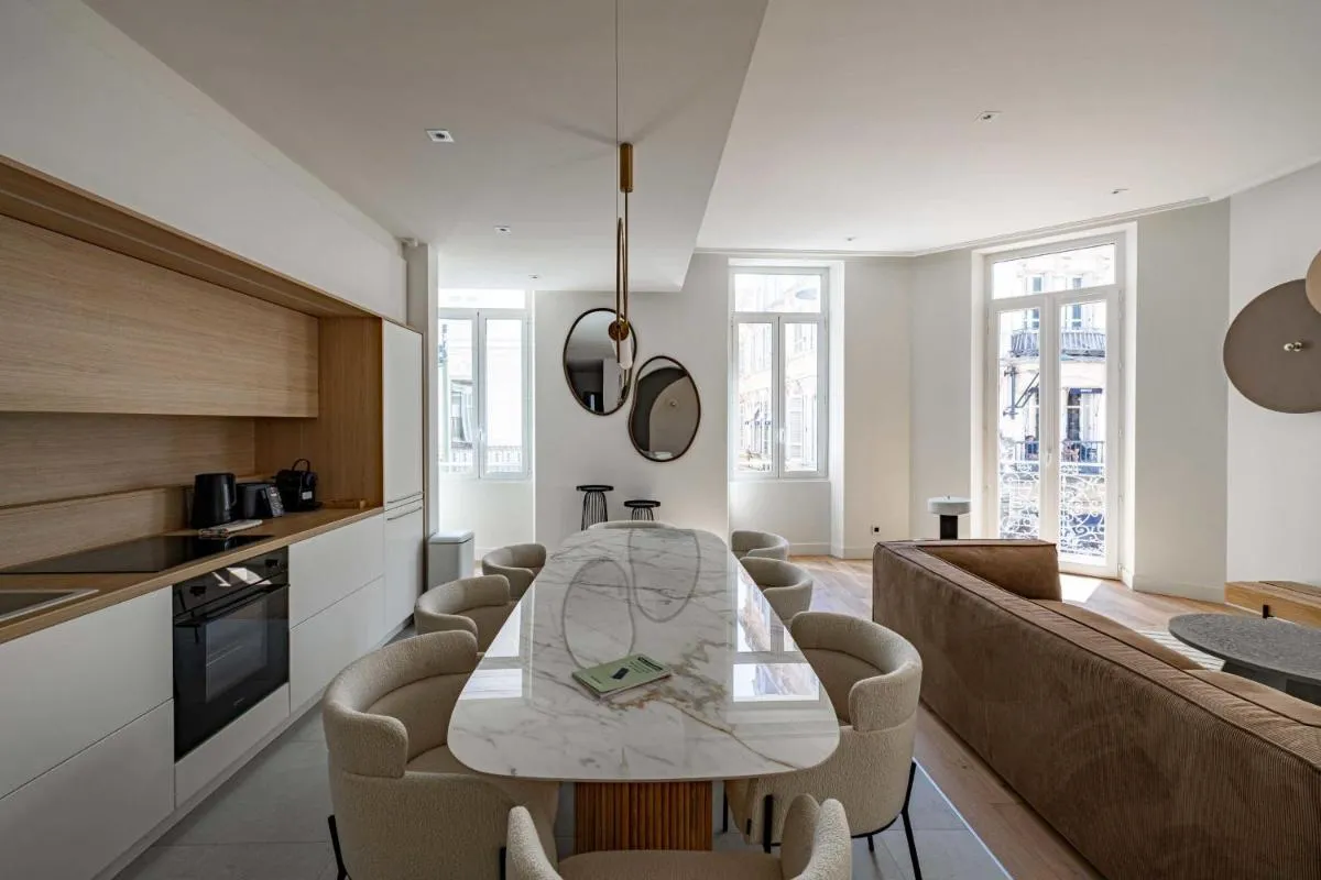 Image 3 of Superbe appartement 120m2 au coeur de Cannes