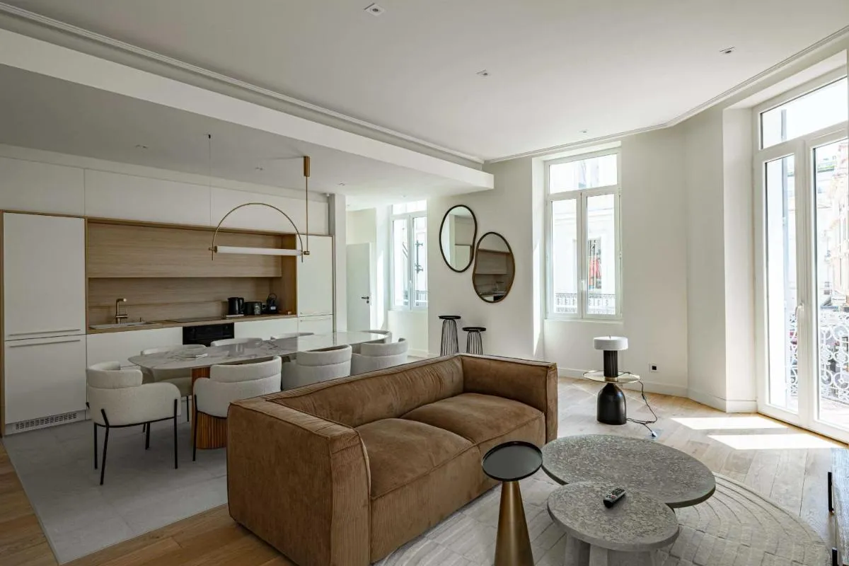 Image 1 of Superbe appartement 120m2 au coeur de Cannes
