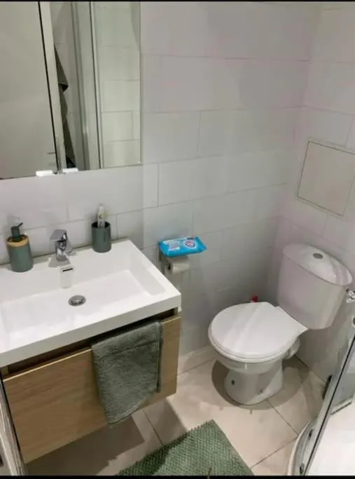 Image 2 of Superbe studio proche palais et plages à pieds