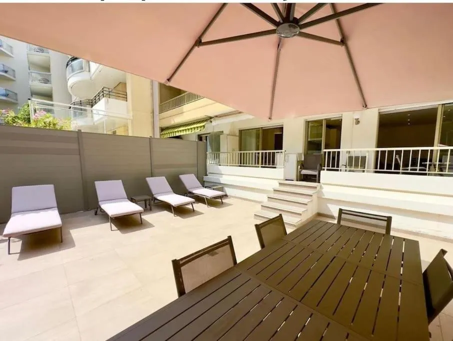 Image of Sweet home+terrasse de 60m2 ,2 mn from croisette beach