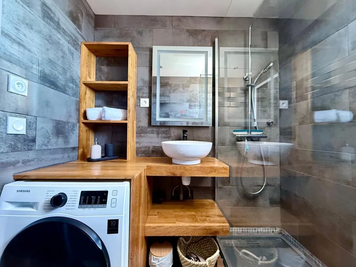 Image 2 of T3 Sea view walking distance of Palais, AC , Parking, Terrace