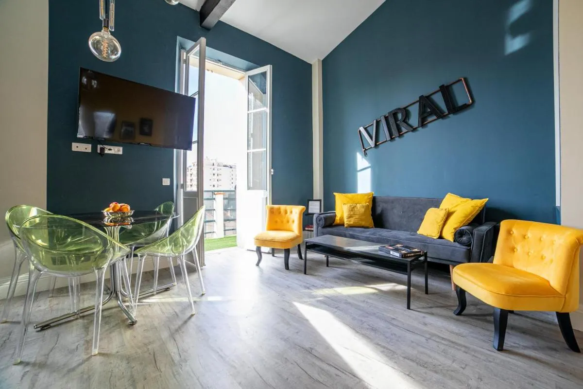 Image 1 of The Loft – Superb 2 bedrooms on top floor with terrace – 10min to Palais & Beach!