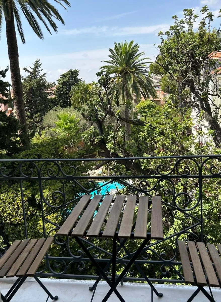 Image 3 of Top emplacement centre Cannes