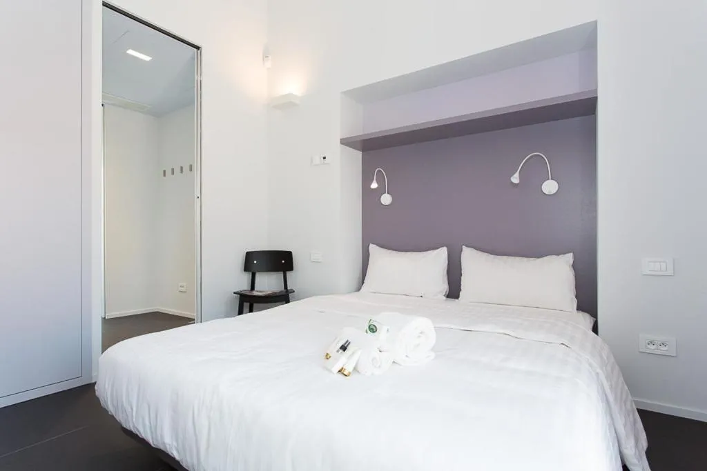 Image 6 of Top floor2 beds w/sea wiew