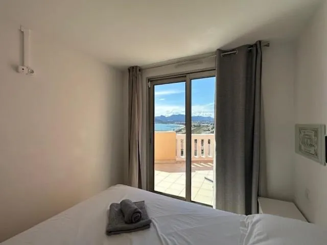 Image 1 of Top-floor apart Sea View, Terrace & 2 pools