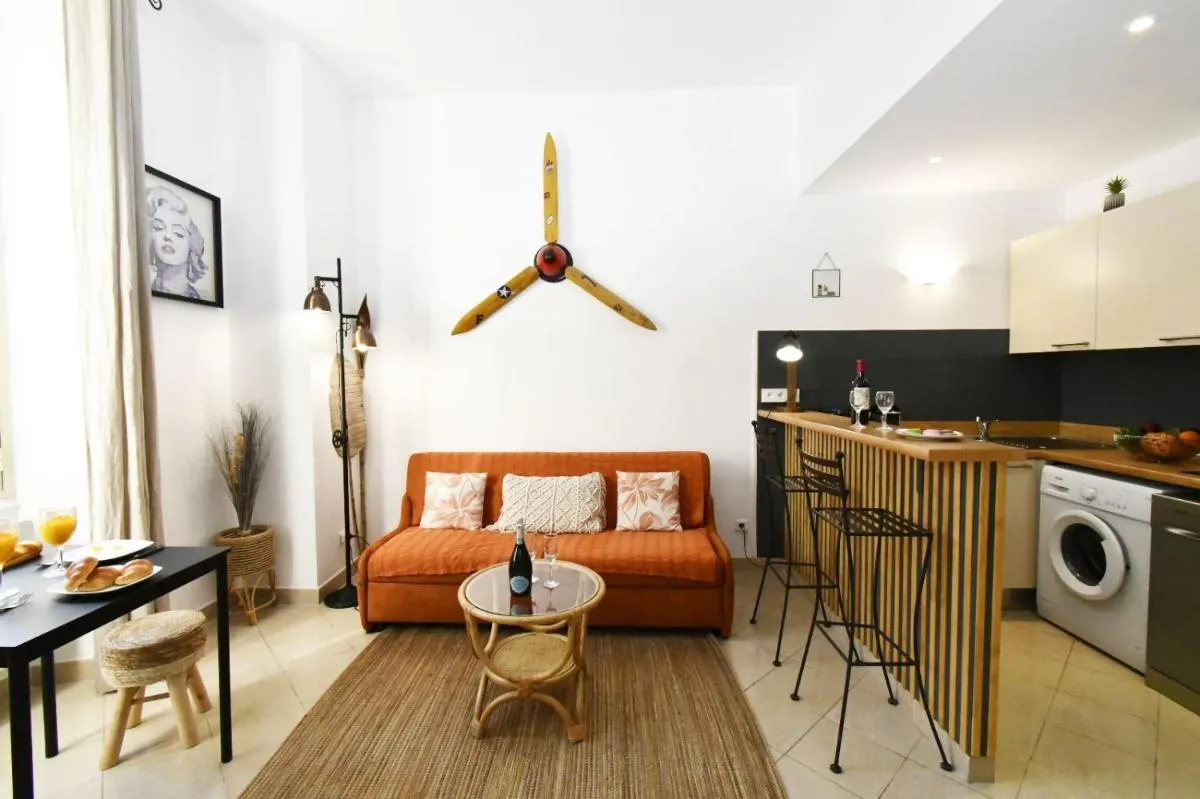 Image 3 of Tou’Can YourHostHelper