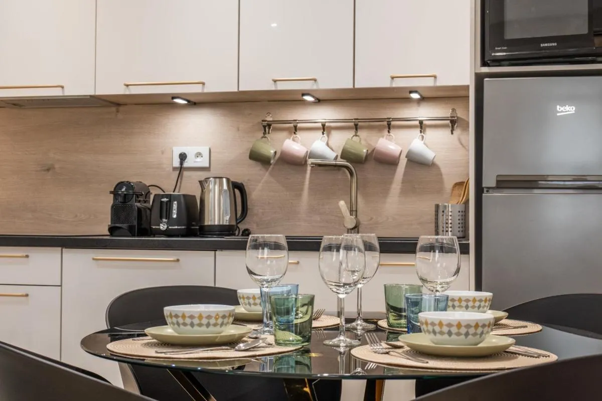 Image 3 of Upscale 3-room apartment 300m from the beaches