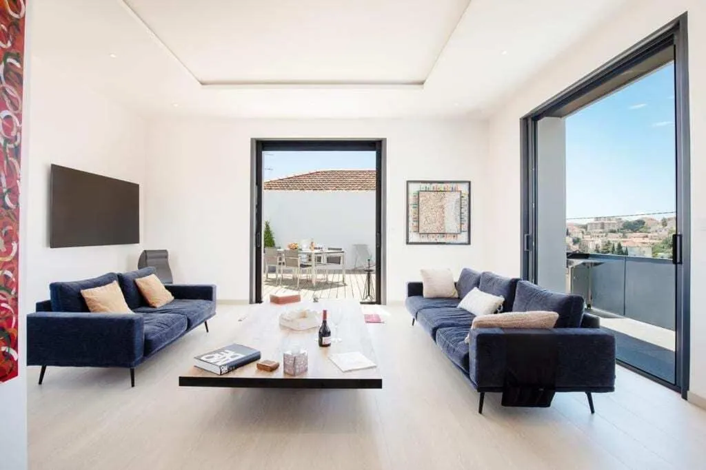 Image 2 of Villa Julyan