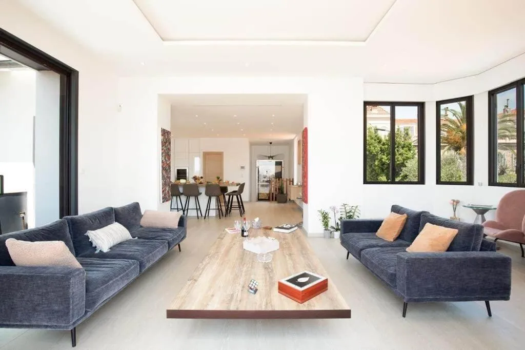 Image 3 of Villa Julyan