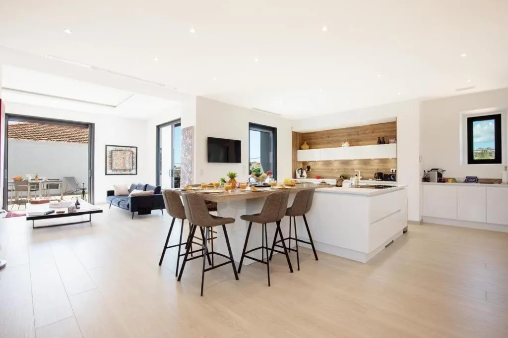 Image 4 of Villa Julyan