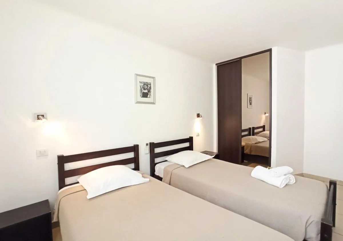 Image 1 of Viva Riviera 2 Bedrooms 2 Bathrooms Rue Florian