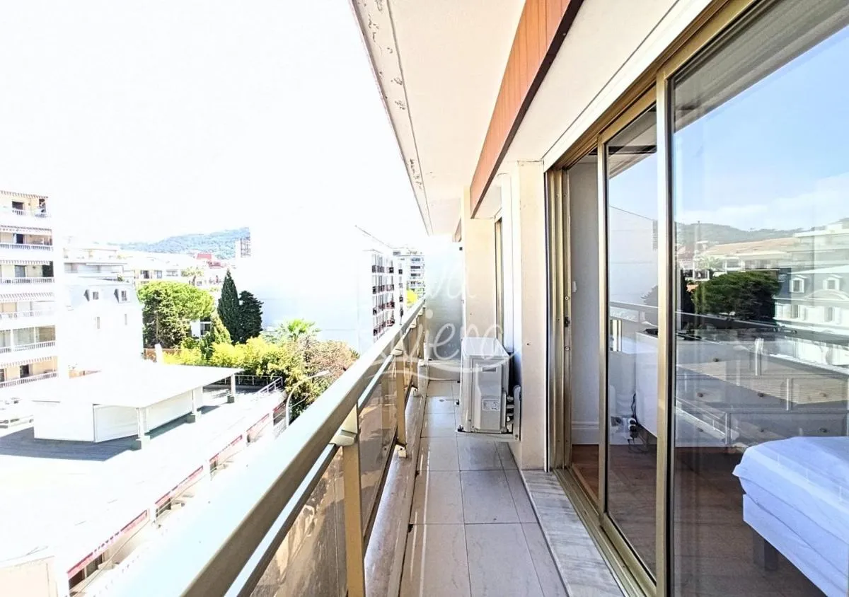 Image 5 of Viva Riviera Luxury 2 Bedrooms Residence les Tuileries