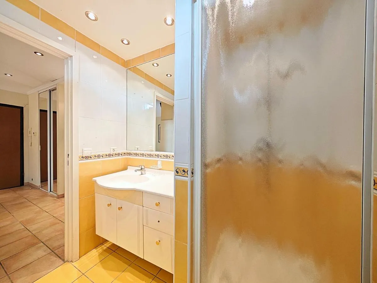 Image 2 of Viva Riviera Residence Commandant André