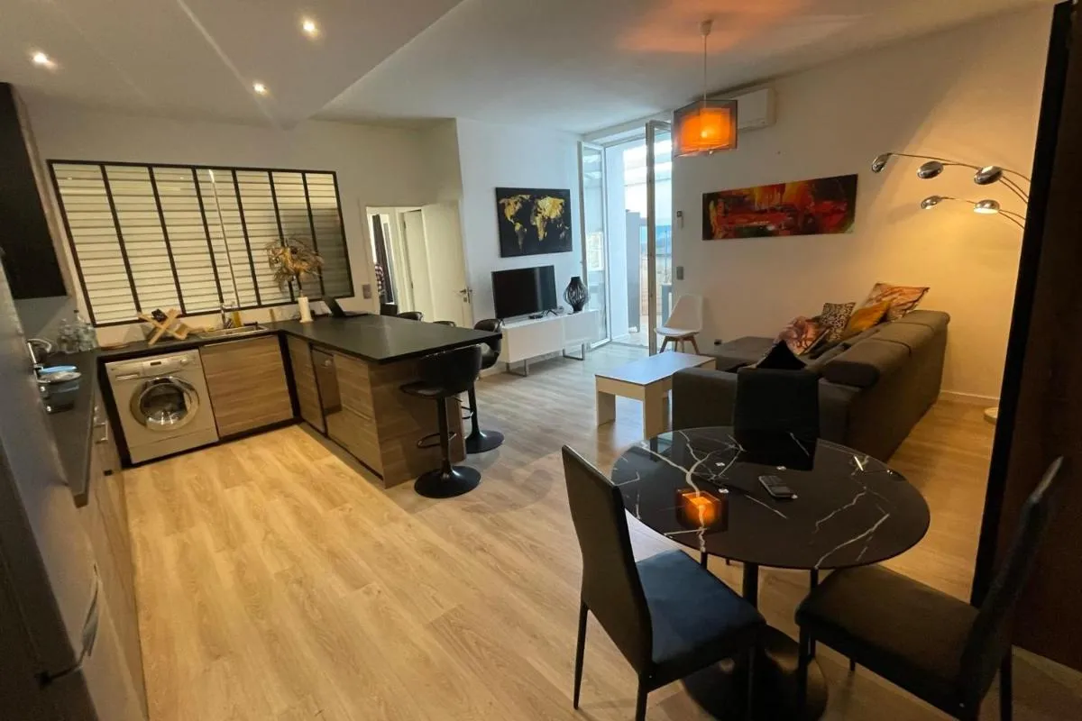 Image 1 of WE CANNES ! Résidence Gallia apartment premium two bedroom